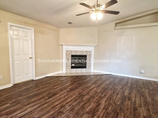 Building Photo - 891 Sterling Way, Pensacola, FL ~ by Southern