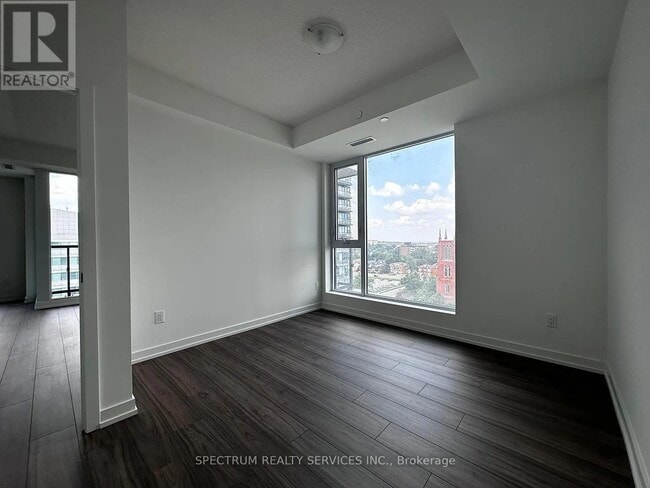 Building Photo - 55 Duke St W