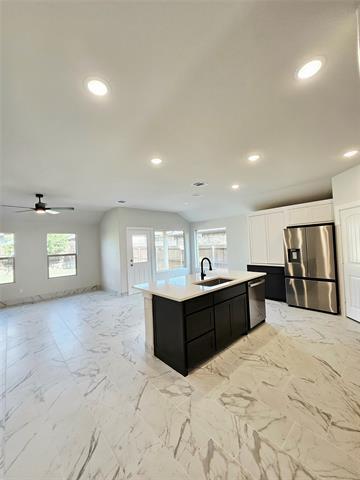 Building Photo - 7216 Seashell St