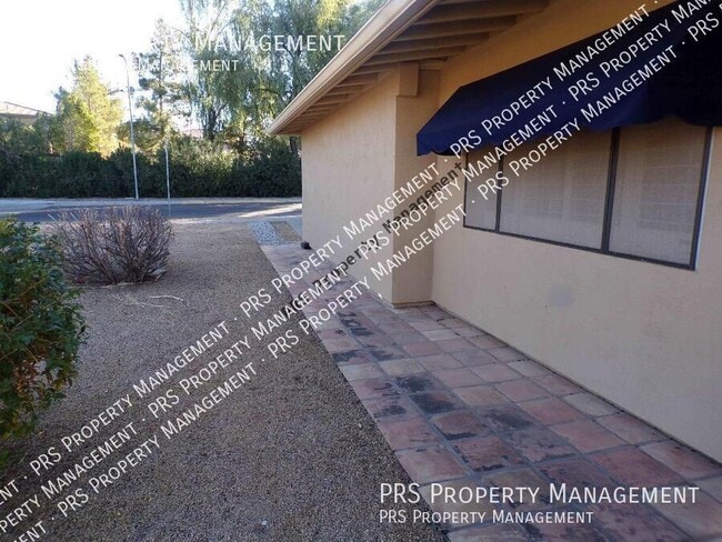 Building Photo - 3333 E Medlock Dr