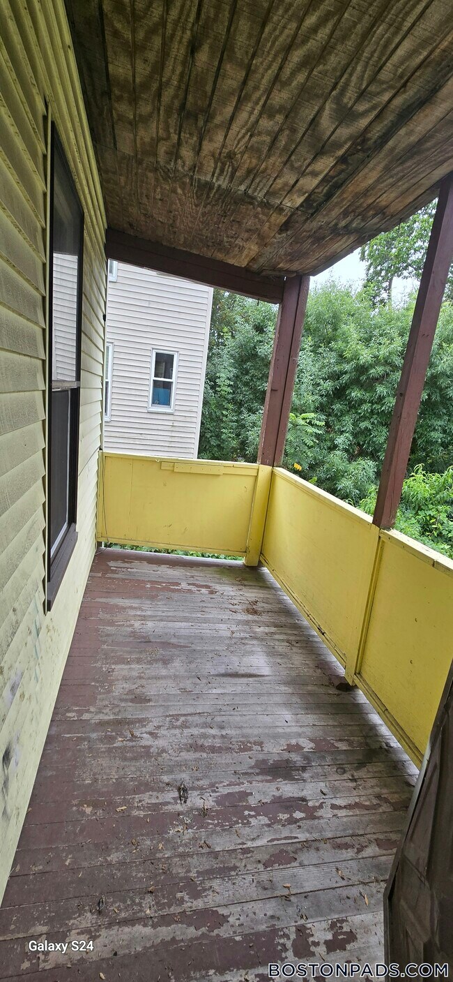 Foto del edificio - 125 Capen St