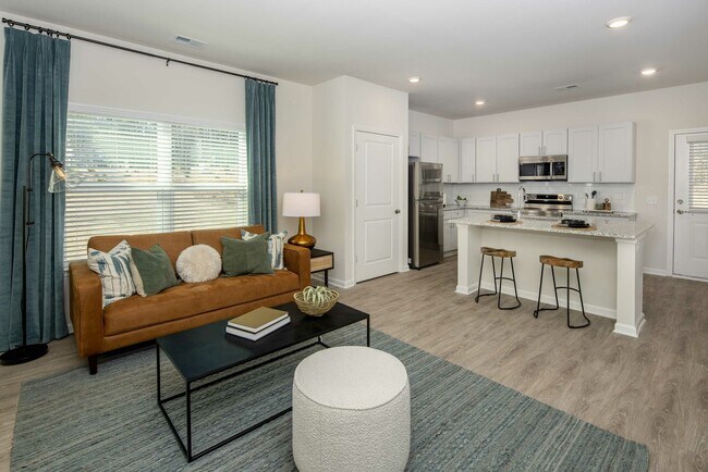 Building Photo - Covey Homes Walker Ridge