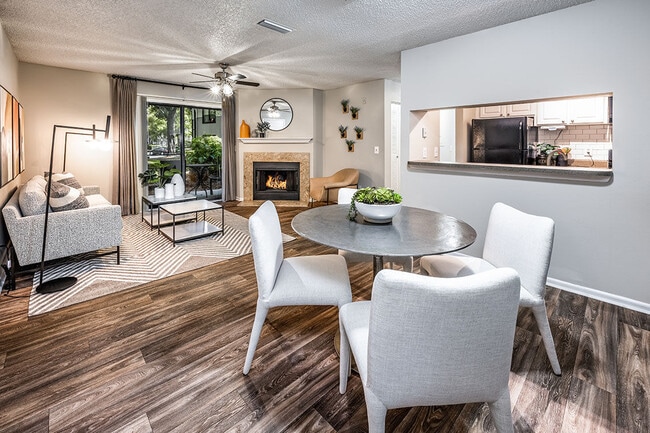 Building Photo - The Meridian