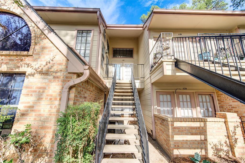 Primary Photo - 16800 Sugar Pine Dr