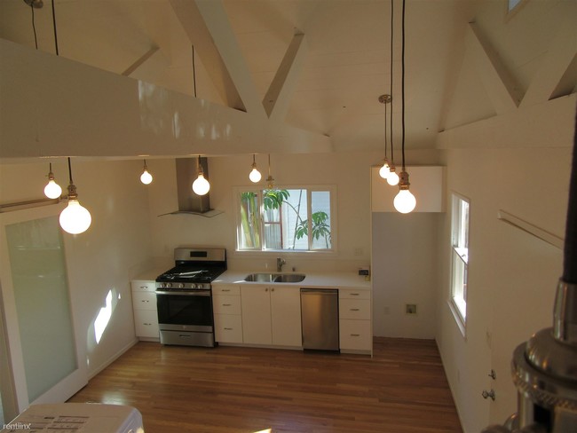 Foto del edificio - 5231 Stratford Rd