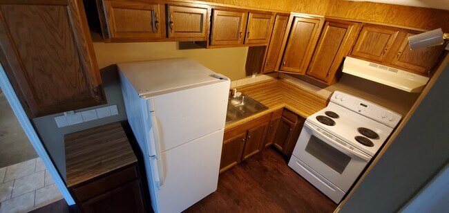 Kitchen - 1007 Ramsdell St