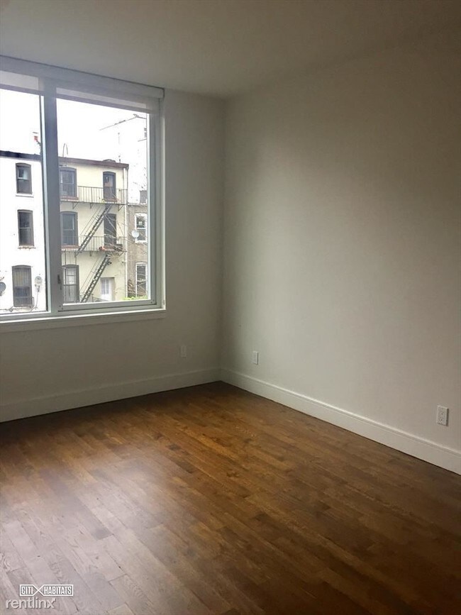 Building Photo - 1 br, 1 bath  - 847 Lexington Ave