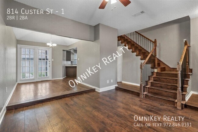 Foto del edificio - 814 Custer St