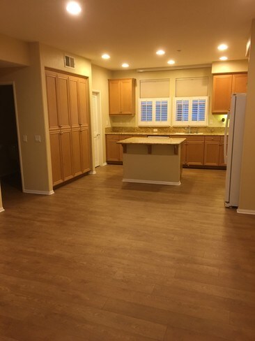 Foto del edificio - 3066 Sunset Canyon Dr