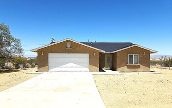 Building Photo - 74994 Serrano Dr