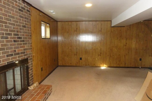 Building Photo - 2867 Coors Park Ct