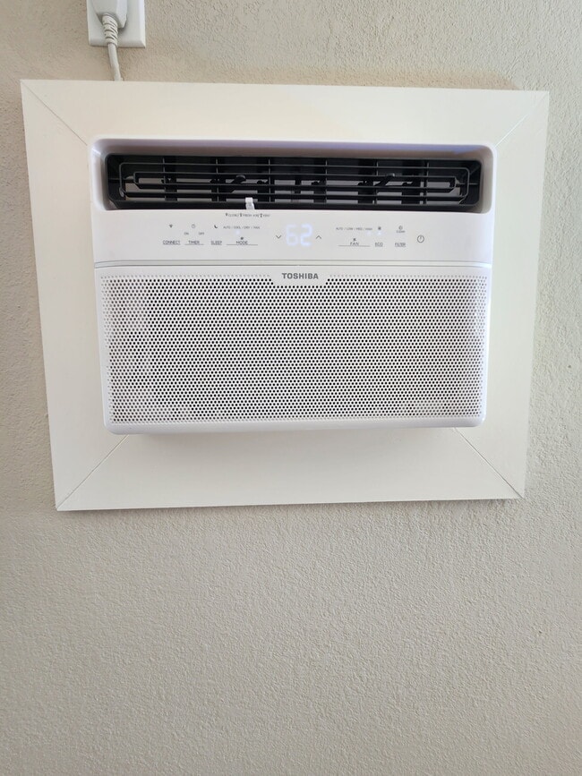 AC Unit - 3201 64th Ave