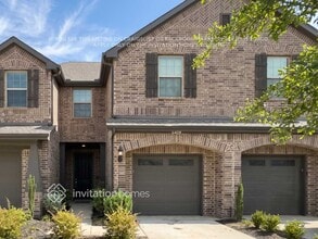 Building Photo - 6409 Blue Trl