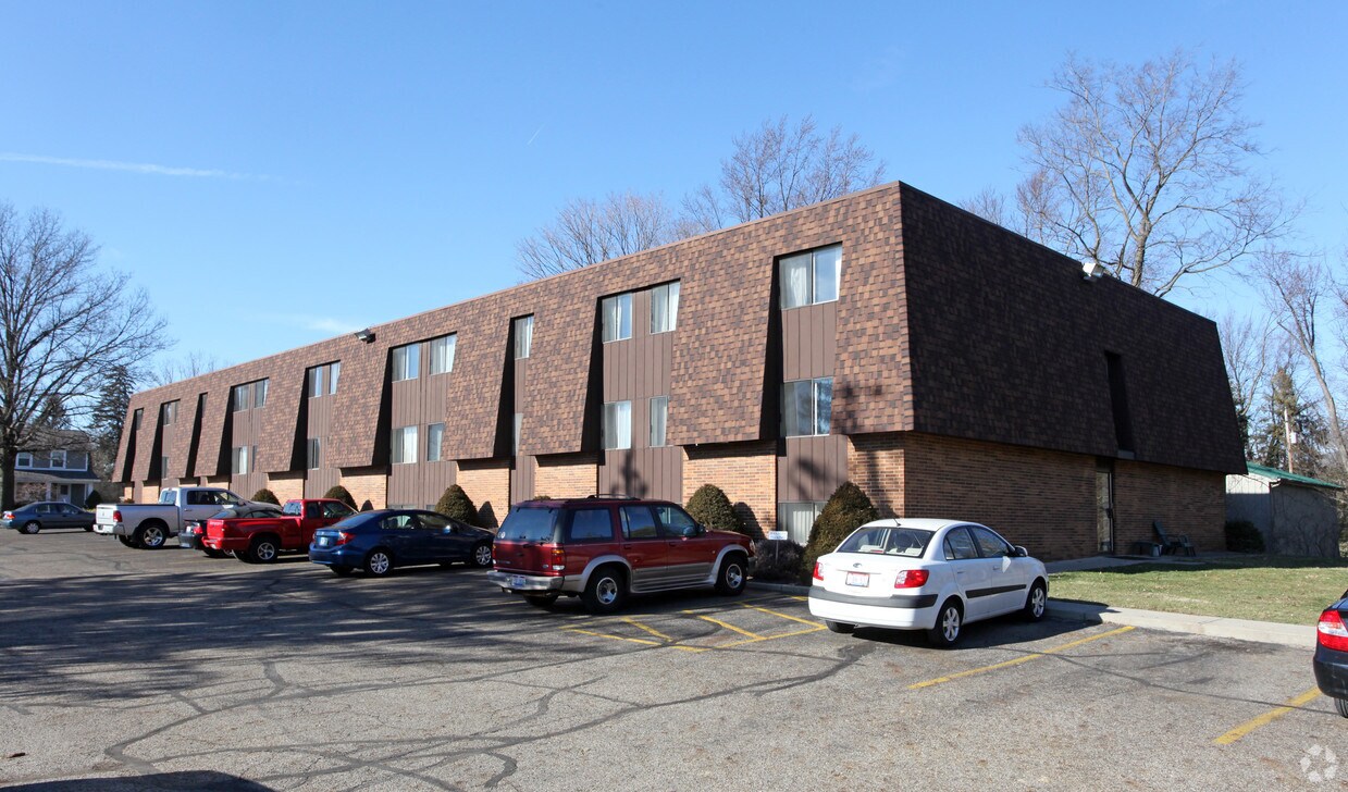 Building Photo - 80 Shull Ave