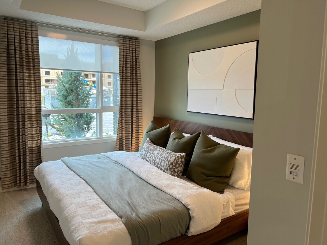 Building Photo - 550 Belmont Heath SW