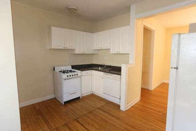 Building Photo - 3729.5 N Pine Grove Ave