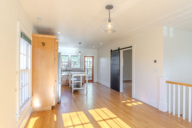 Foto del edificio - 2Bd/1.5Ba Seattle House