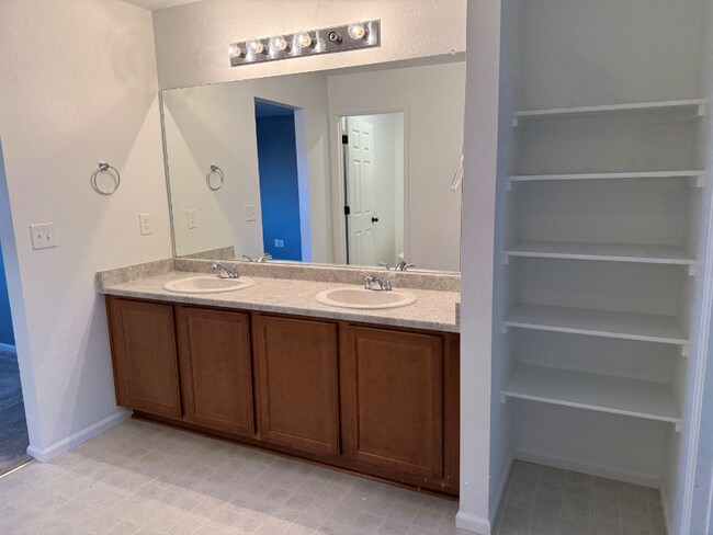 Building Photo - 6074 Donahue Dr