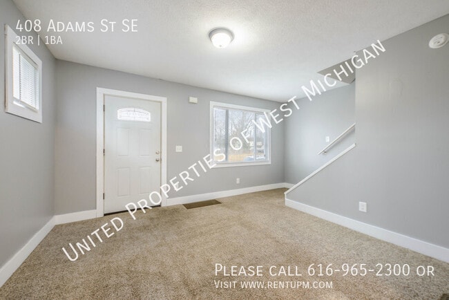 Foto del edificio - 408 Adams St SE