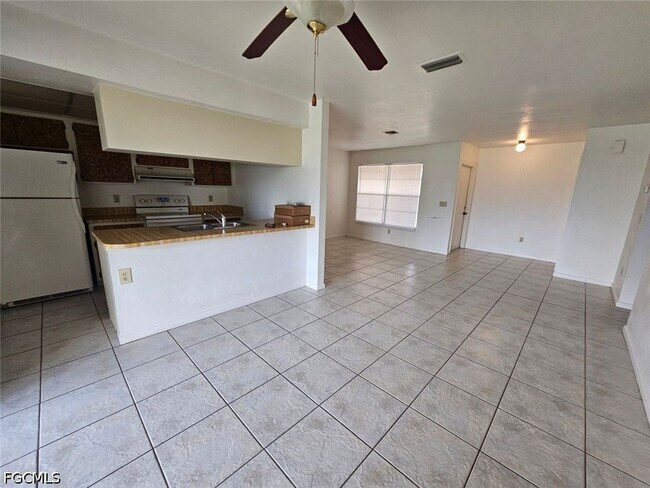 Foto del edificio - 120 Trafalgar Pkwy