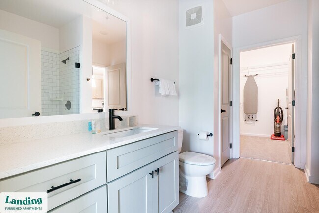 Foto del edificio - 100 Wilton Cir