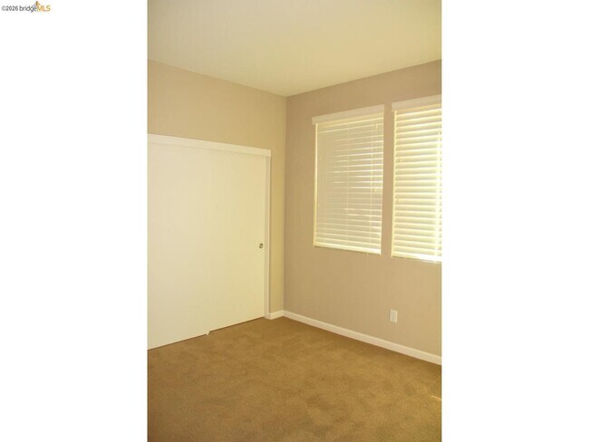 Foto del edificio - 859 Graphite Ln