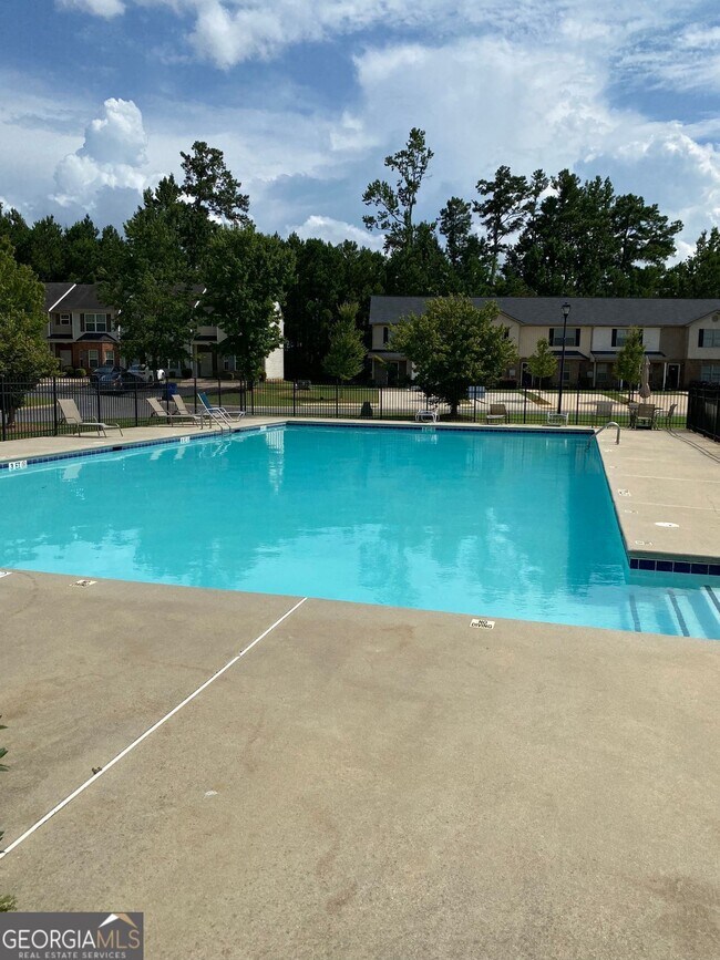 Building Photo - 1020 Labonte Pkwy