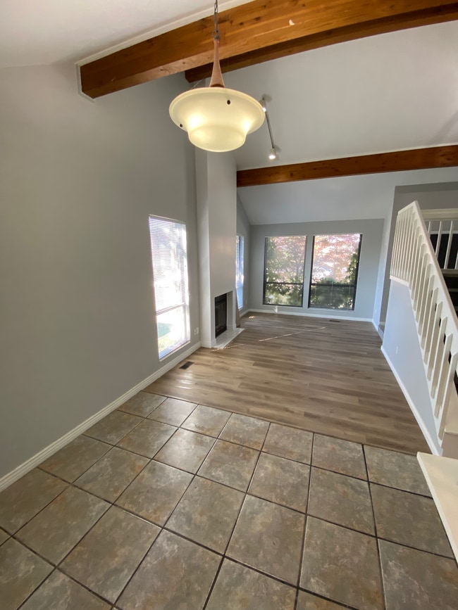 Great Room - 4613 Porter Ave