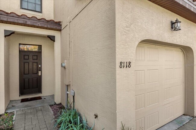 Foto del edificio - 8118 Roseville Blvd