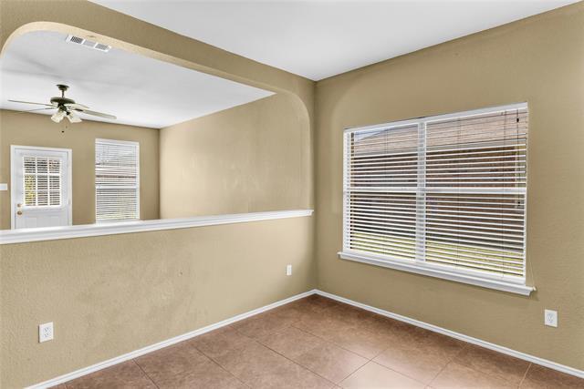 Building Photo - 1217 Foxtail Ln