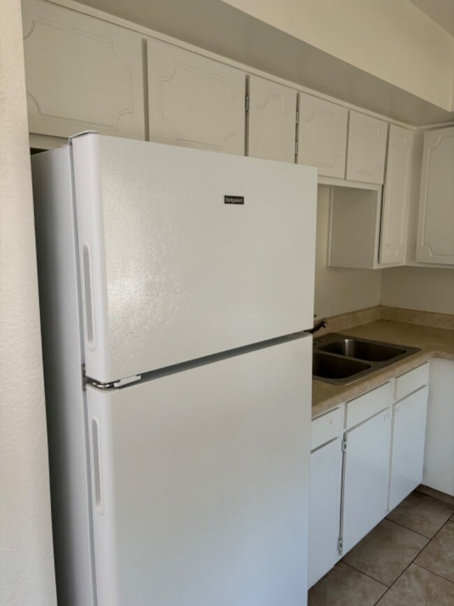 Building Photo - Charming 2-Bedroom Home in the Heart of Me...