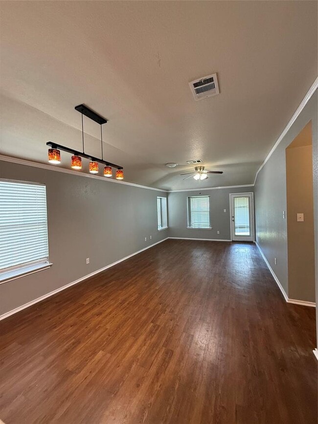 Foto del edificio - 2713 Summerwalk Pl