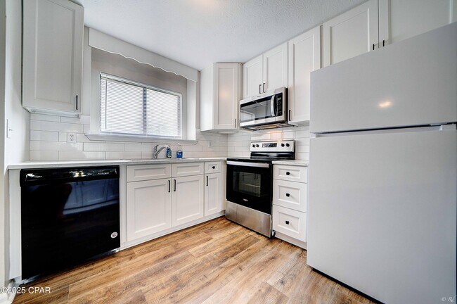 Foto del edificio - 3108 E Baldwin Rd