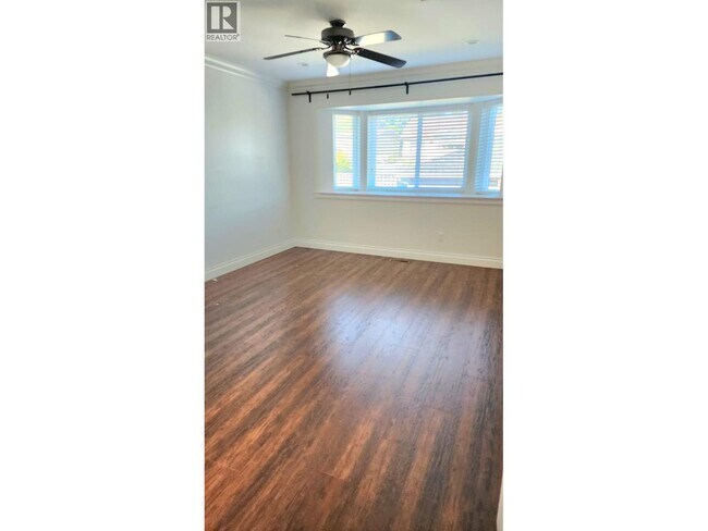 Building Photo - 1941 E 1st Ave