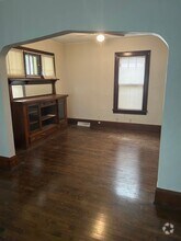 Building Photo - 2923 Dupont Ave N