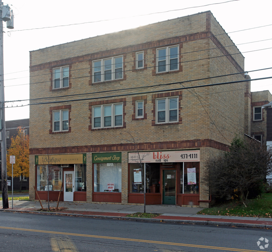 Building Photo - Woodbine Apartments