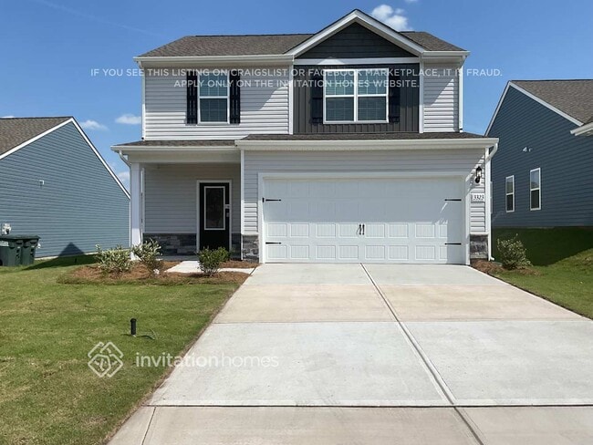 Building Photo - 3323 Fox Hall Dr