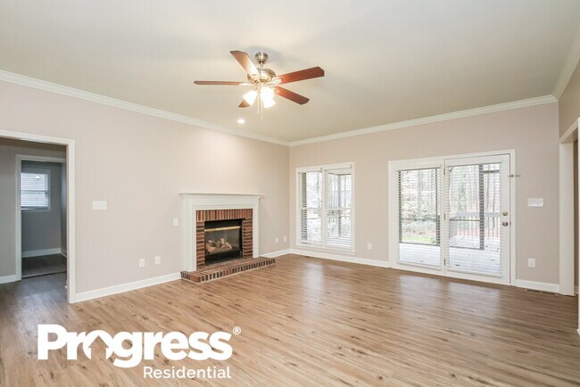 Building Photo - 3631 Robin Ln