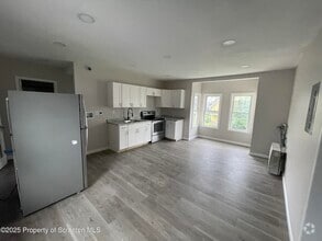 Building Photo - 1418 Monsey Ave