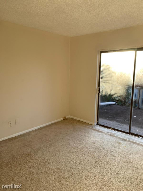 Building Photo - 3 br, 2.5 bath Townhome - 25 Ann Lee Ln