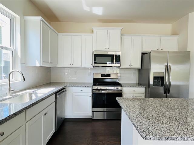 Foto del edificio - 332 Willowsford Dr