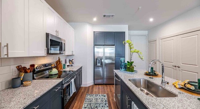 Building Photo - 15117 Fishtrap Rd