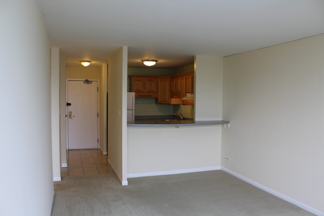Foto del edificio - 3930 N Pine Grove Ave