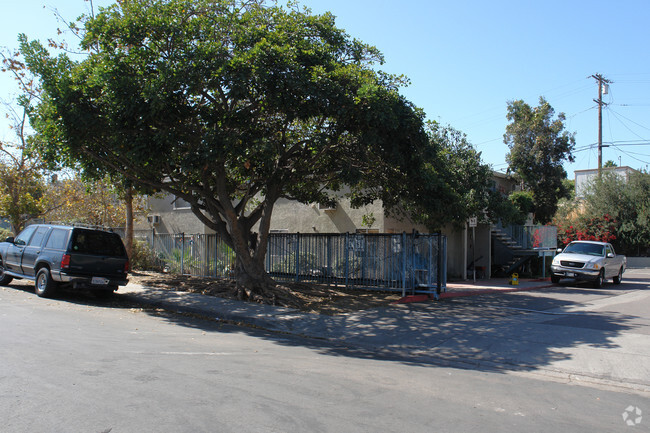 Building Photo - Canyon Creek Village