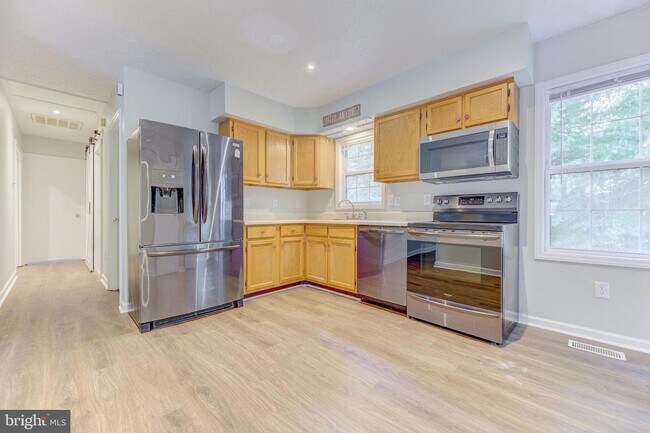 Foto del edificio - 11503 Big Sandy Run Rd