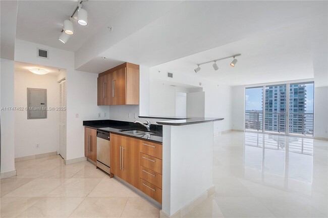 Building Photo - 325 S Biscayne Blvd