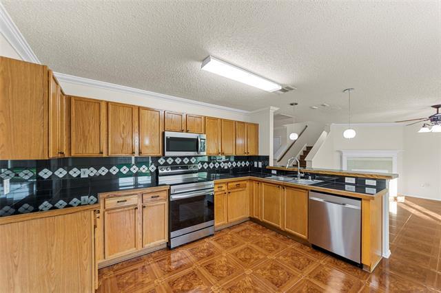 Foto del edificio - 1428 Thornhill Ln