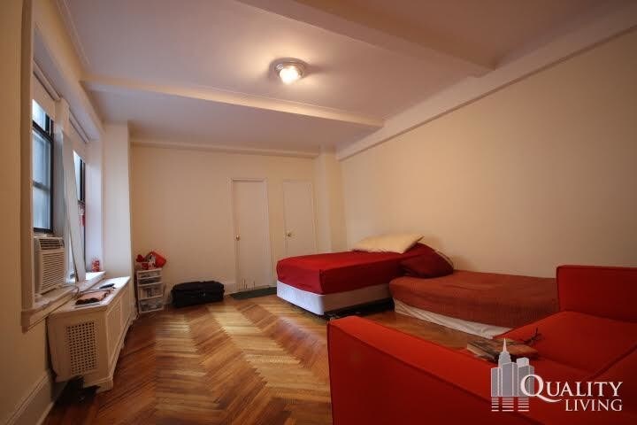 Foto principal - 600 W 111th St