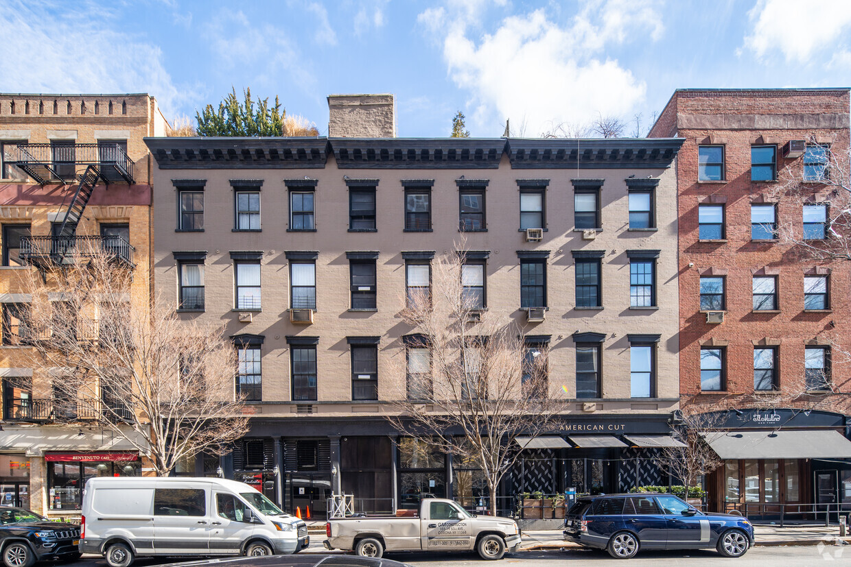 Foto principal - 363 Greenwich St