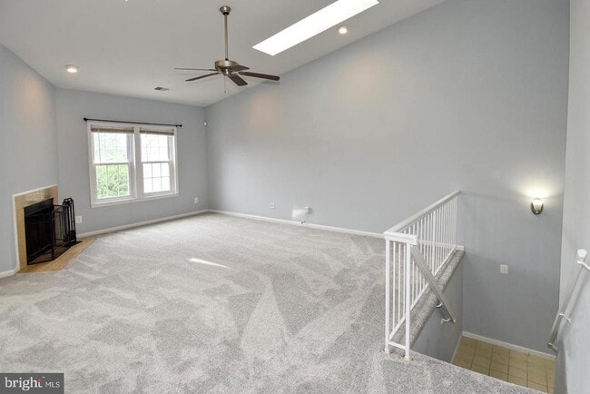 Building Photo - 4056 Grays Pointe Ct